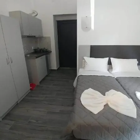 Eleni Luxury Hanioti