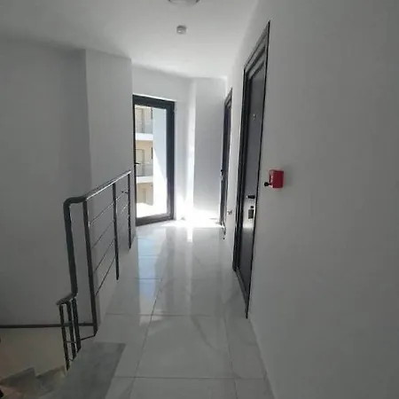 Eleni Luxury Apartment Hanioti