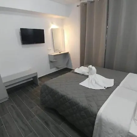 Eleni Luxury *
